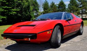 Maserati Bora Coupe Red